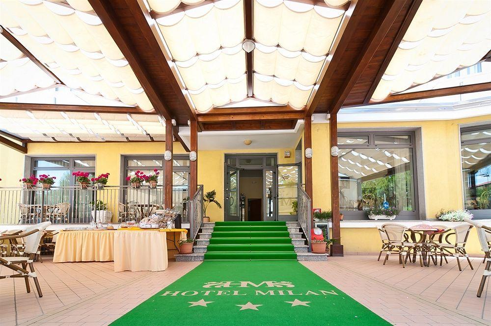 Hotel Milan Росолина Маре Екстериор снимка